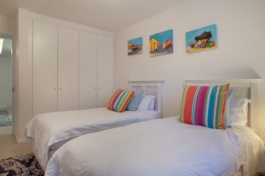 3 Bedroom Property for Sale in Clifton Western Cape
